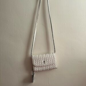 Vera Wang White Patterned Crossbody Bag